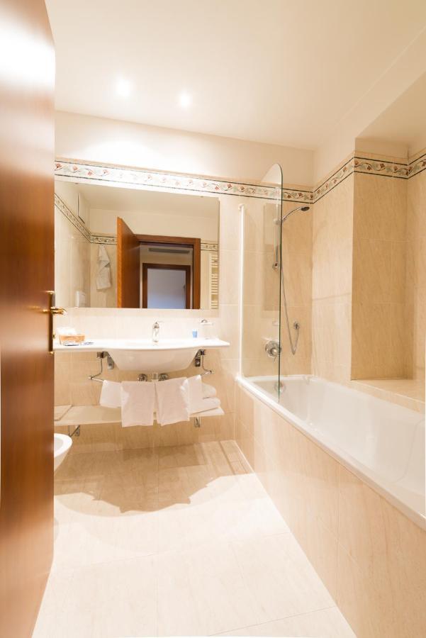 Hotel Eden Левико-Терме Экстерьер фото